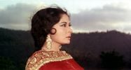 Meena Kumari pakeezah04.jpg