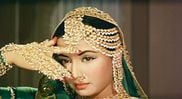 Meena Kumari pakeezah05.jpg