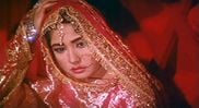 Meena Kumari pakeezah12.jpg