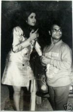 Divya Bharati 153dd06f4126.jpg