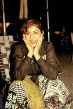 Divya Bharati 4db6923d0b5d.jpg