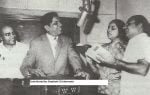 Mohdrafi with Suman kalyanpur with Ravi in a recording session 546122_3772027742256_221136660_n.jpg