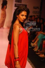at Manish Malhotra Show in LIFW on 29th 2008 at Manish Malhotra Show in LIFW on 29th 2008(58).jpg