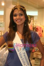 Femina Miss India finalists visit Pantaloon store in Megamall on April 8th 2008 Femina Miss India finalists visit Pantaloon store in Megamall on April 8th 2008 (7).jpg