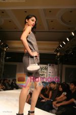 Model walks on the ramp for Archana Kocchar and Vikram Phadnis show at Gitanjali Lifestyle in ITC Parel on April 13th 2008 ~0 Model walks on the ramp for Archana Kocchar and Vikram Phadnis show at Gitanjali Lifestyle in ITC Parel on April 13th 2008 (12)~0.jpg