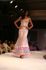 Model walks on the ramp for Archana Kocchar and Vikram Phadnis show at Gitanjali Lifestyle in ITC Parel on April 13th 2008 ~0 Model walks on the ramp for Archana Kocchar and Vikram Phadnis show at Gitanjali Lifestyle in ITC Parel on April 13th 2008 (28)~0.jpg