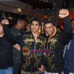 Akshay Kumar and Boxer Vijender Singh at NGO Make-a-wish foundation on 17th October 2008 (4).jpg