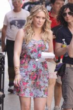 Hilary Duff On The Set Of GOSSIP GIRL in New York City on 26th August 2009 Hilary Duff On The Set Of GOSSIP GIRL in New York City on 26th August 2009 (40).jpg