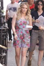Hilary Duff On The Set Of GOSSIP GIRL in New York City on 26th August 2009 Hilary Duff On The Set Of GOSSIP GIRL in New York City on 26th August 2009 (46).jpg