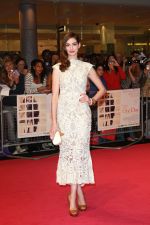 Anne Hathaway attends the One Day European Premiere at Vue Cinema, Westfield Shopping Centre on 23rd August 2011 (2).JPG
