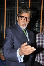 Amitabh at Shatrughan Sinha_s dinner for doctors of Ambani hospital who helped him recover on 16th Dec 2012(126).JPG