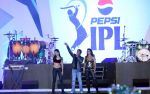 KATRINA, SRK AND DEEPIKA PADUKONE at IPL 6 opening ceremony in Kolkata on 2nd April 2012 KATRINA, SRK AND DEEPIKA PADUKONE at IPL 6 opening ceremony in Kolkata on 2nd April 2012 (2).jpg