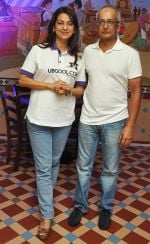 Juhi Chawla with husband Jay Mehta at Pizza Metro Pizza Juhi Chawla with husband Jay Mehta at Pizza Metro Pizza.jpg