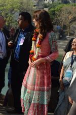 Prince William & Kate Middleton in Mumbai on 10th April 2016 (111)_570b887eecd09.JPG