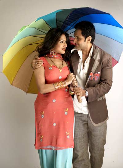 Rituparna Sengupta and Parvin Dabas in Sirf