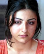 Soha Ali Khan in a still from the movie Mumbai Meri Jaan (4).jpg