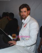 Hrithik Roshan at the 26th International AIDS candlelight memorial in Shivaji Park, Mumbai on 19th May 2009 (8).jpg