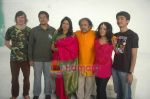 Kavita Krishnamurthy, Dr L Subramaniam, Bindu Subramaniam, Luke Kenny at a music video directed by Luke Kenny in Andheri on 29th Oct 2010 (3).JPG