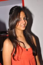 Anushka Shah Lunches Suja_s Beauty Care on 22nd October 2011 (66).JPG