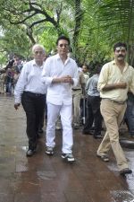 at Pran_s funeral in Mumbai on 12th July 2013 (69).JPG