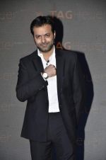 Tarun Mansukhani  unveils Tag Heuer_s Golden Carrera watch collection in Taj Land_s End, Mumbai on 3rd March 2014 (38)_5315a5100b04e.JPG