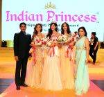 Sunil Rane, First Runner up_ Shaista Marianne Indian Princess 2015_ Snehapriya Roi  , Second Runner up_ Sukanya Bhattacharya & Varsha Rane_5562fca08f57b.jpg