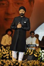 Jaswinder Singh at Jagjit Singh tribute concert with Tum Bin 2 team and T-Series on 10th Oct 2016 (21)_57fdc497d25af.JPG