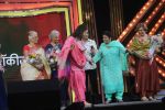 Asha Parekh, Zeenat Aman, Sara Ali Khan, Waheeda Rehman, Jaya Prada, Saroj Khan, Helen At The Red Carpet Of Marathi Tarka on 14th Jan 2019 (50)_5c3edab49a2cb.JPG