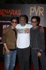 Shah Rukh KHan, Anubhav Sinha, Ayushman Khurana at the Screening of film Article 15 in pvr icon, andheri on 26th June 2019 (33)_5d15c0b93bf91.jpg
