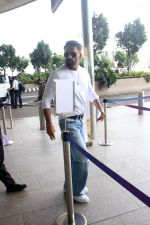 Suniel Shetty Spotted At Airport Departure on 21st Sept 2023 (7)_650d73fb87357.JPG