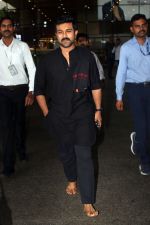 Ram Charan Spotted At Airport Arrival on 3rd Oct 2023 (25)_651c1a03c0387.jpg